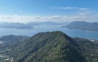 積善山遺跡遠景